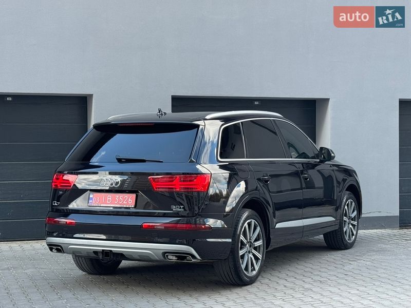 Внедорожник / Кроссовер Audi Q7 2017 в Тернополе