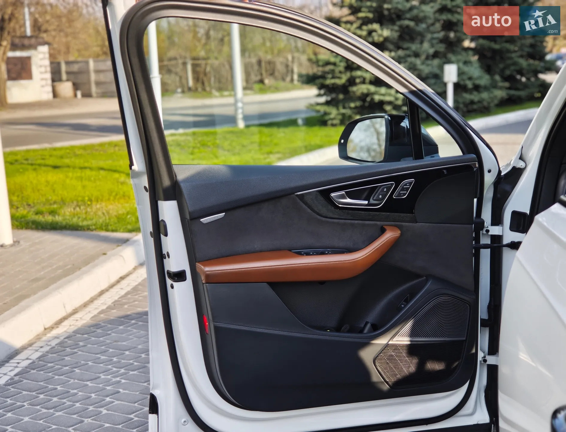 2016 Audi Q7 - мініатюра 15