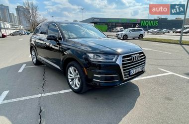 Внедорожник / Кроссовер Audi Q7 2017 в Киеве
