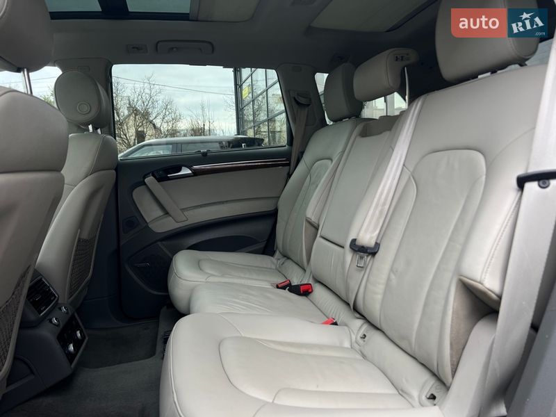 Внедорожник / Кроссовер Audi Q7 2015 в Ивано-Франковске