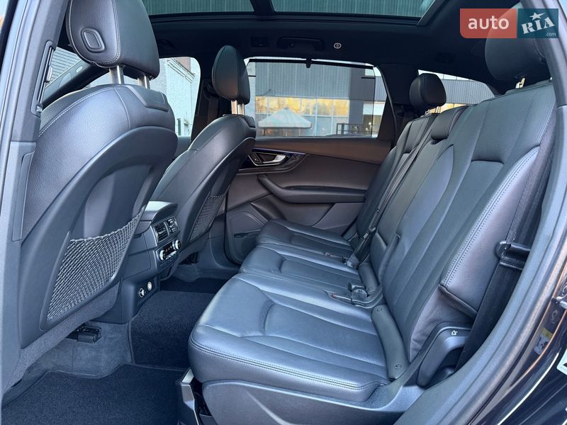 Позашляховик / Кросовер Audi Q7 2018 в Києві фото 32 Позашляховик / Кросовер Audi Q7 2018 в Києві