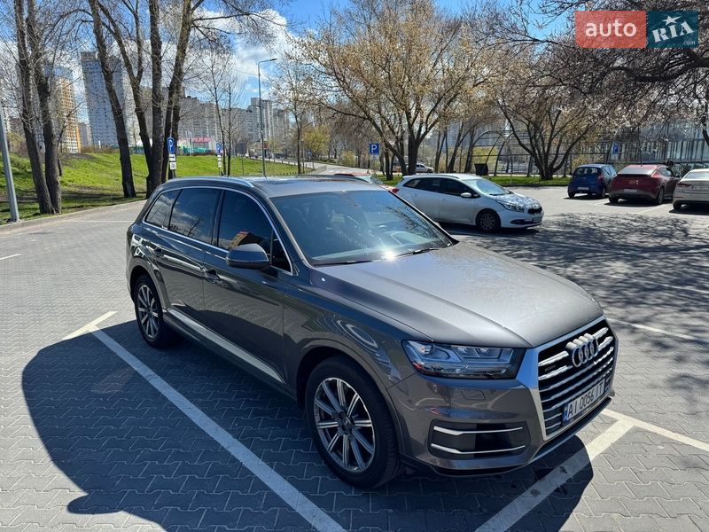 Позашляховик / Кросовер Audi Q7 2018 в Києві фото 7 Позашляховик / Кросовер Audi Q7 2018 в Києві