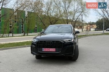 Внедорожник / Кроссовер Audi Q7 2020 в Новояворовске