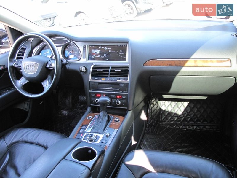 Позашляховик / Кросовер Audi Q7 2014 в Києві фото 78 Позашляховик / Кросовер Audi Q7 2014 в Києві