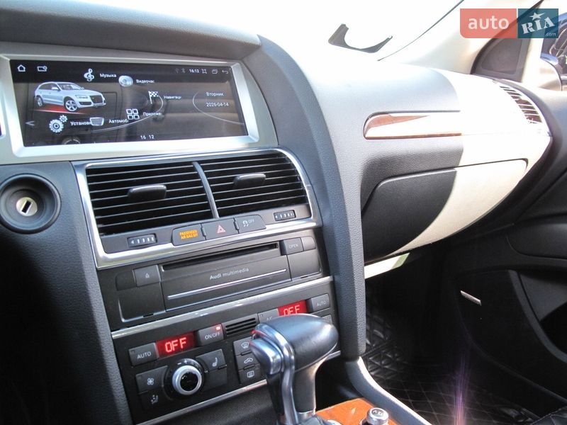 Позашляховик / Кросовер Audi Q7 2014 в Києві фото 113 Позашляховик / Кросовер Audi Q7 2014 в Києві
