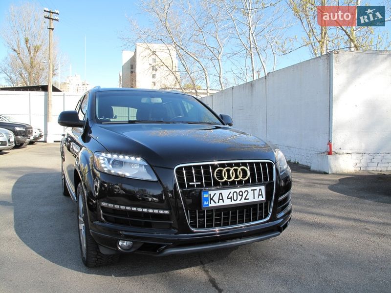 Позашляховик / Кросовер Audi Q7 2014 в Києві фото 130 Позашляховик / Кросовер Audi Q7 2014 в Києві