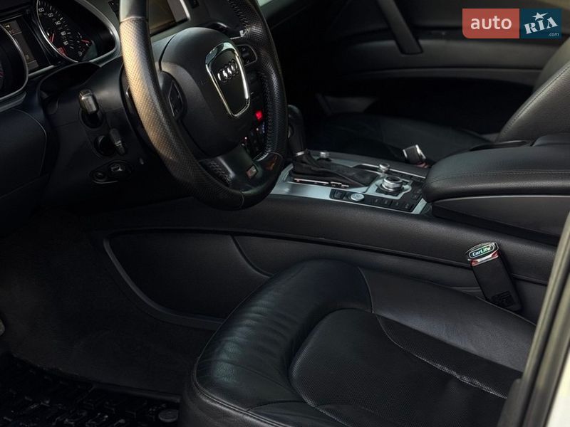 Позашляховик / Кросовер Audi Q7 2011 в Кривому Розі