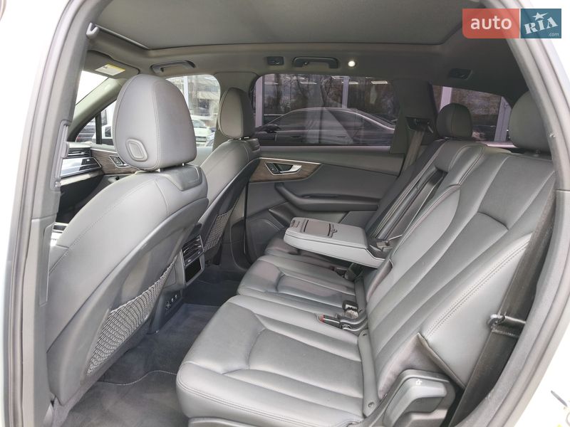 Внедорожник / Кроссовер Audi Q7 2019 в Днепре фото 15 Внедорожник / Кроссовер Audi Q7 2019 в Днепре