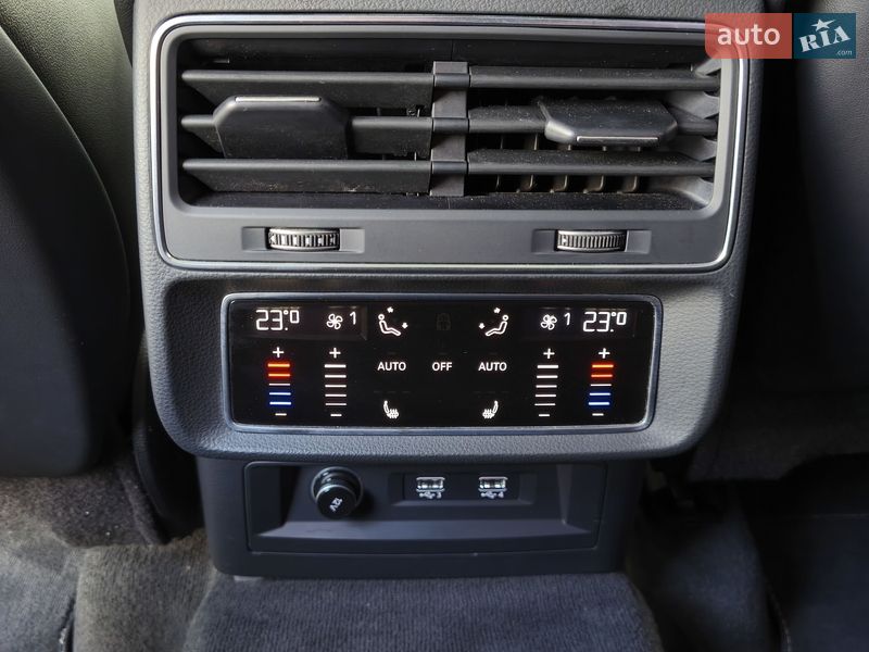 Внедорожник / Кроссовер Audi Q7 2019 в Днепре фото 18 Внедорожник / Кроссовер Audi Q7 2019 в Днепре