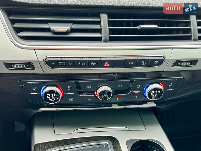 Внедорожник / Кроссовер Audi Q7 2018 в Львове