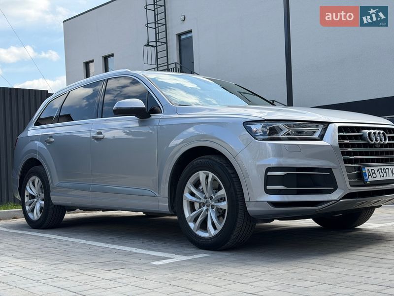 Позашляховик / Кросовер Audi Q7 2017 в Вінниці