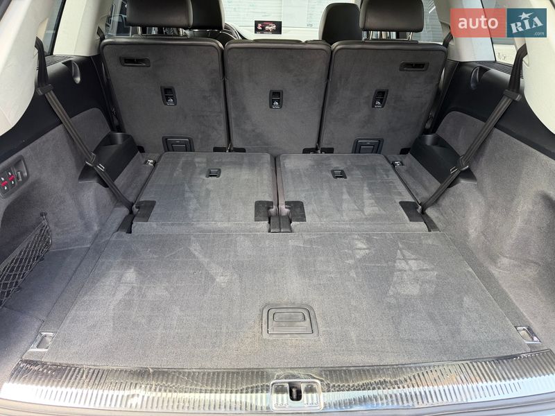 Позашляховик / Кросовер Audi Q7 2017 в Вінниці