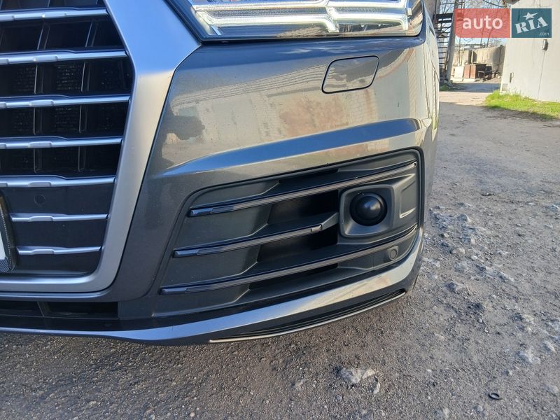 Позашляховик / Кросовер Audi Q7 2019 в Запоріжжі