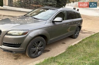 Внедорожник / Кроссовер Audi Q7 2011 в Черновцах