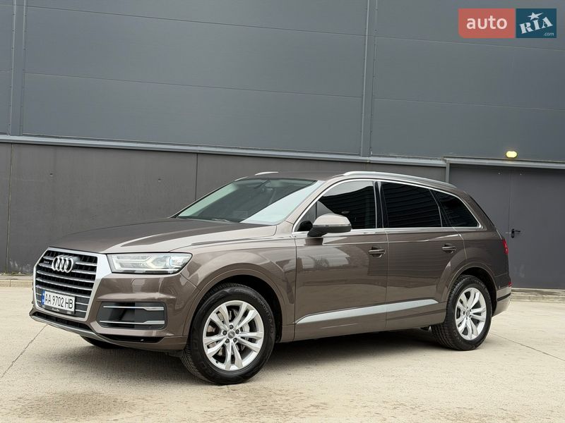 Позашляховик / Кросовер Audi Q7 2017 в Києві