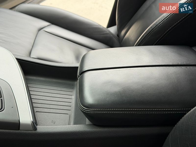 Позашляховик / Кросовер Audi Q7 2017 в Києві