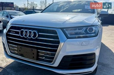 Позашляховик / Кросовер Audi Q7 2017 в Києві