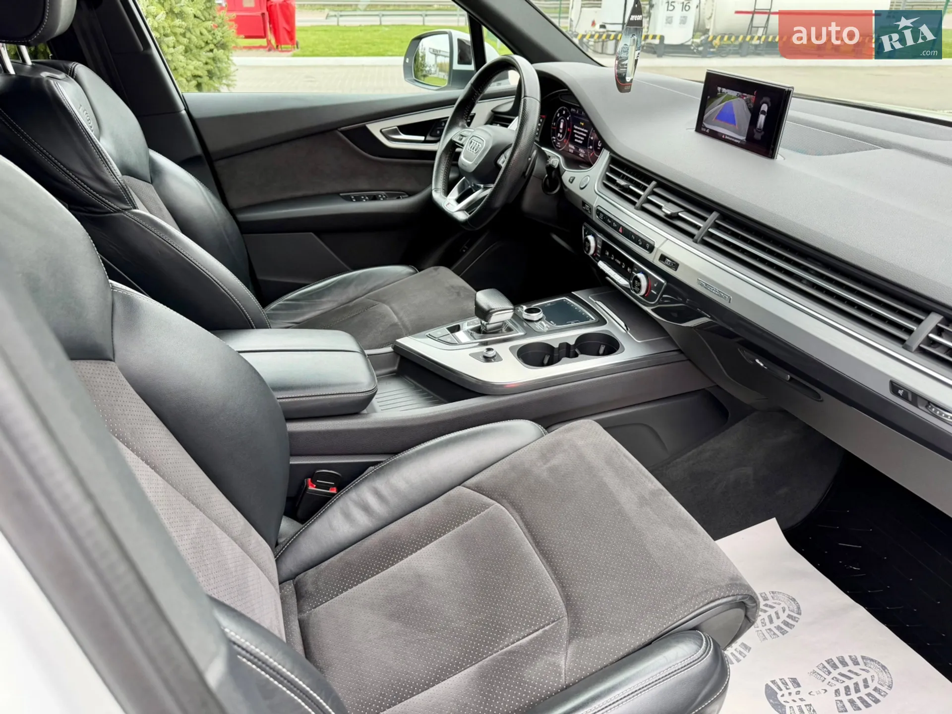 2017 Audi Q7 - мініатюра 22