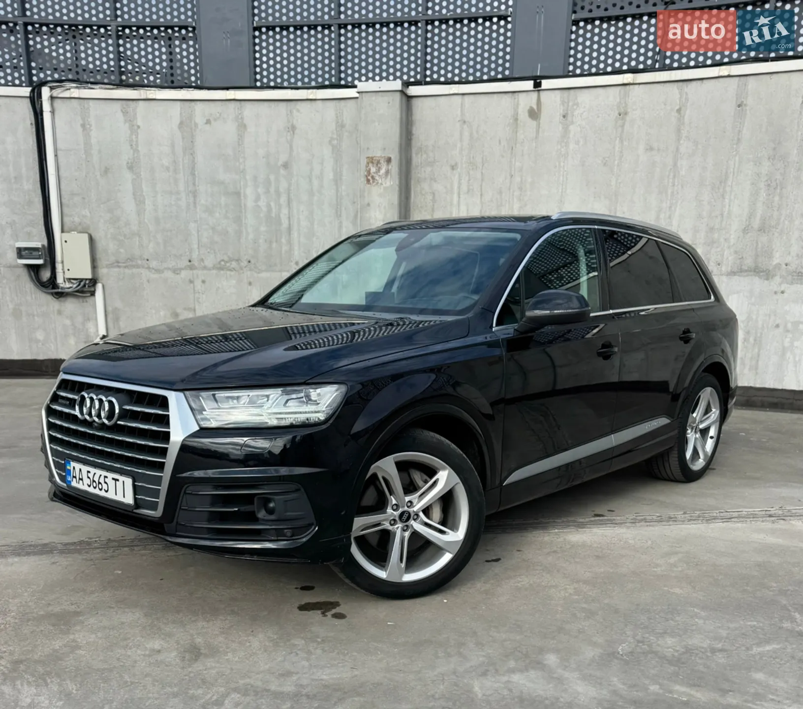 2018 Audi Q7 - фото 1