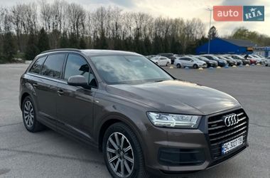 Позашляховик / Кросовер Audi Q7 2017 в Львові