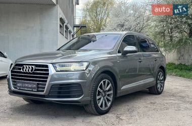 Позашляховик / Кросовер Audi Q7 2015 в Тернополі