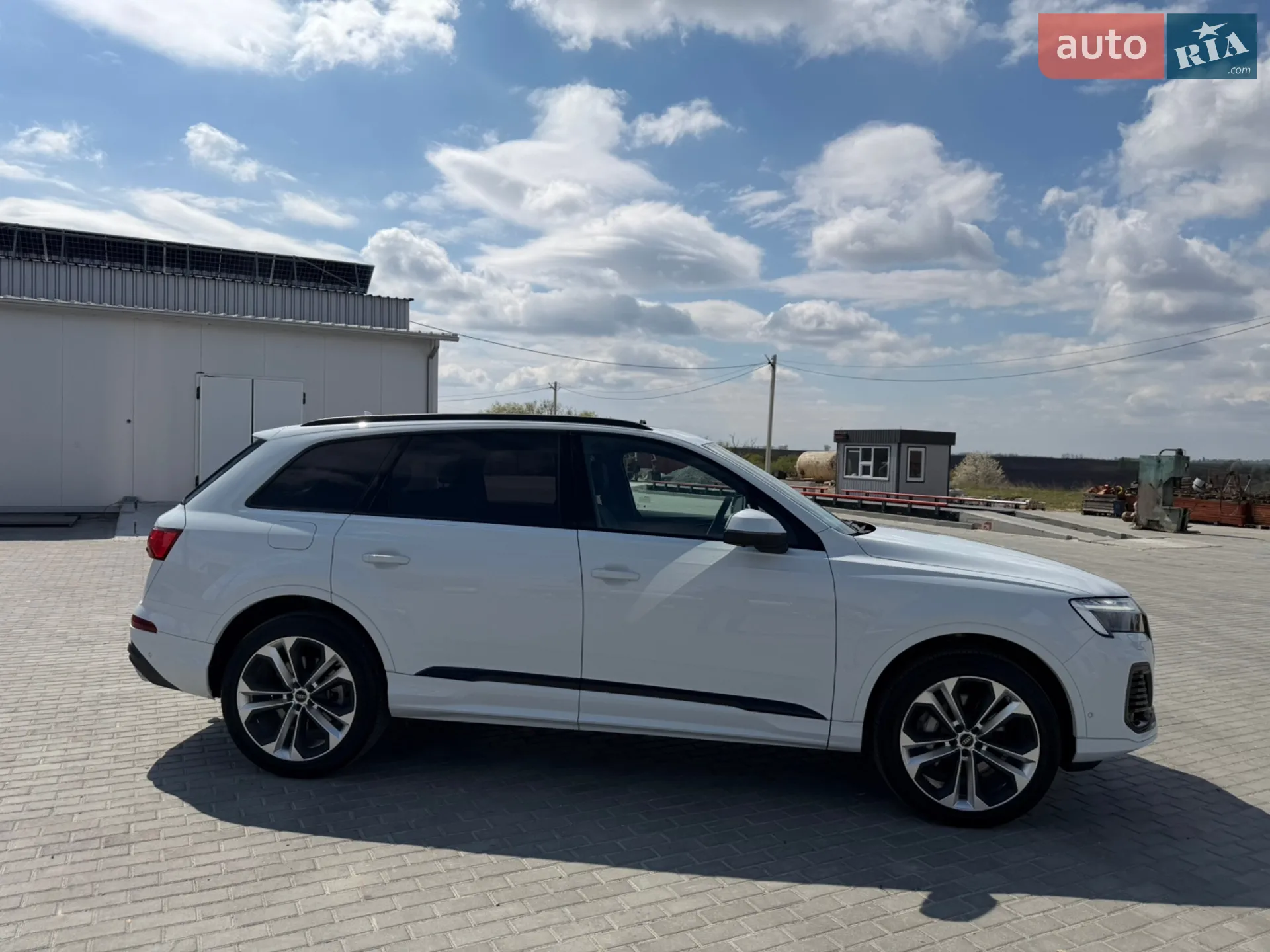 2025 Audi Q7 - мініатюра 45