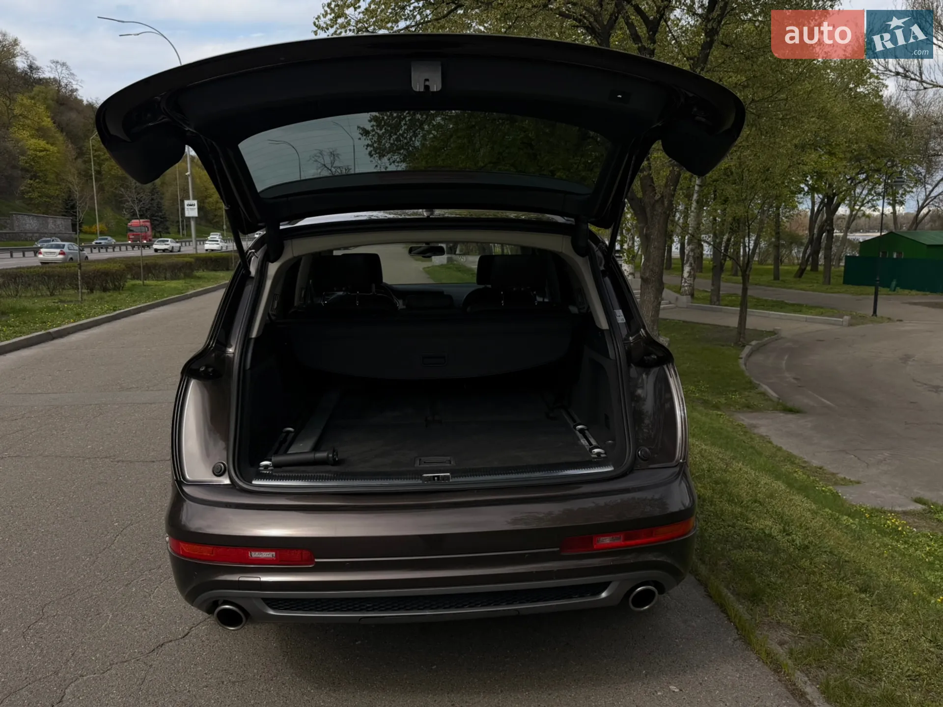 2010 Audi Q7 - мініатюра 9