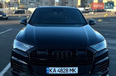 Внедорожник / Кроссовер Audi Q7 2020 в Киеве