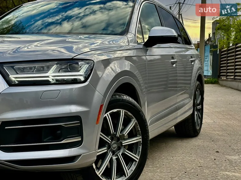 Audi Q7 2017 VIN WA1VAAF74HD057278 фото оголошення 24 з 69