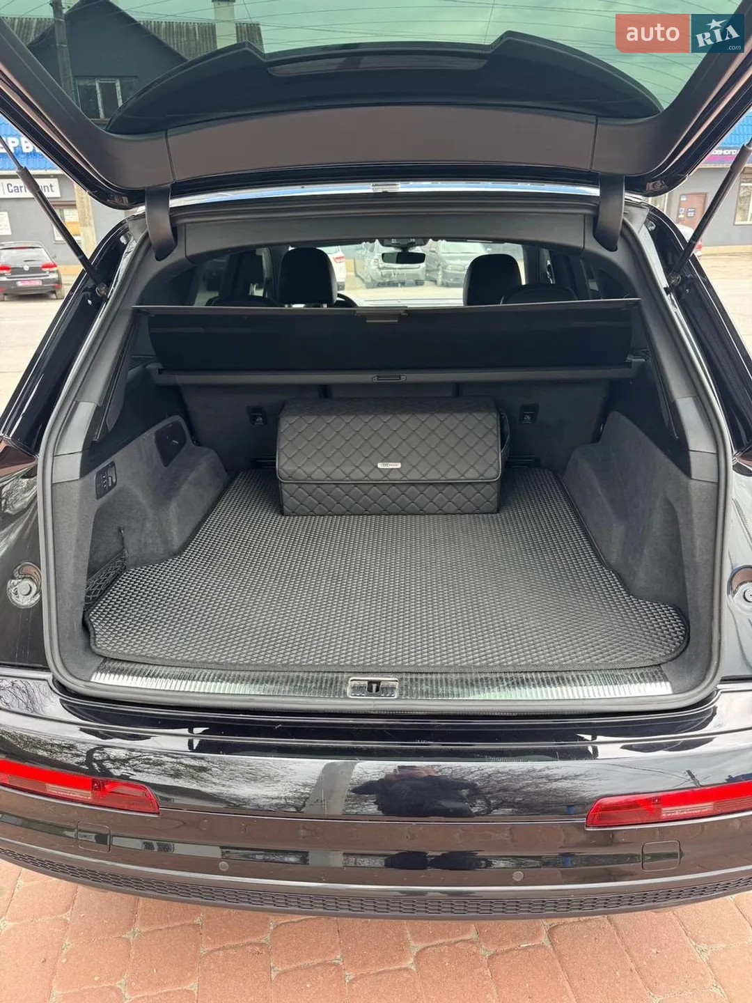 2017 Audi Q7 - мініатюра 2
