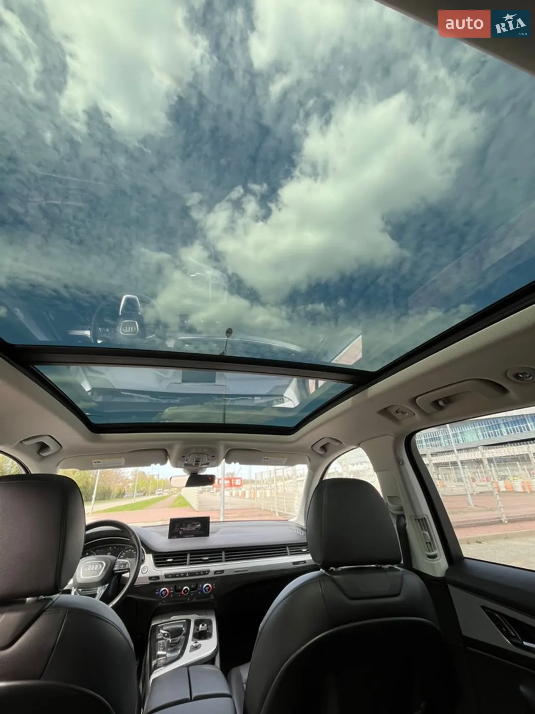 2017 Audi Q7 - мініатюра 11