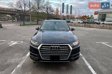 Позашляховик / Кросовер Audi Q7 2017 в Києві