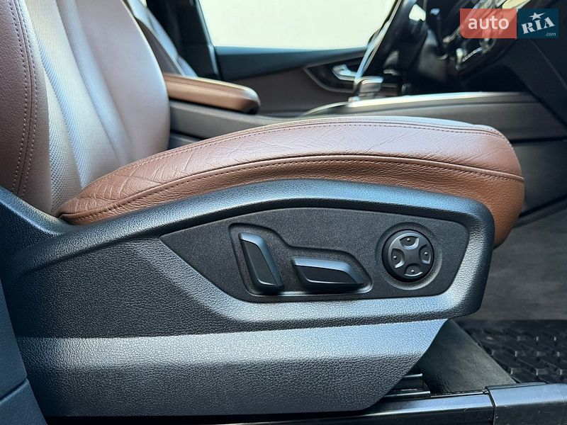 Внедорожник / Кроссовер Audi Q7 2017 в Ровно