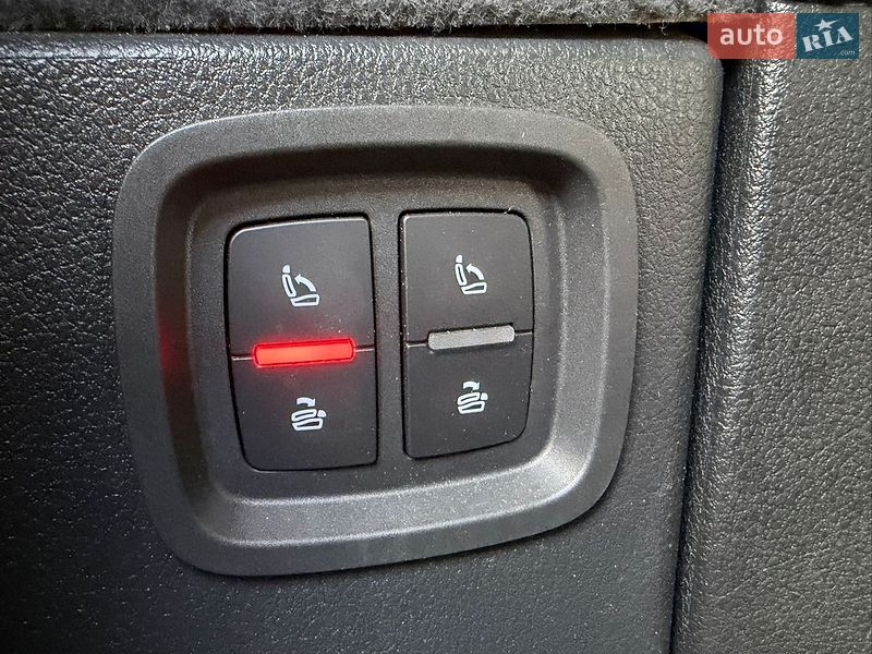 Внедорожник / Кроссовер Audi Q7 2017 в Ровно