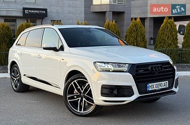 Позашляховик / Кросовер Audi Q7 2016 в Хмельницькому