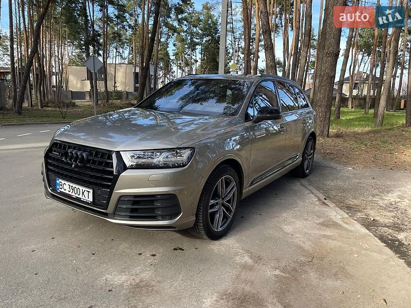 Audi Q7 2015