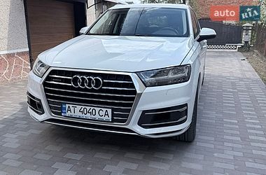 Внедорожник / Кроссовер Audi Q7 2017 в Калуше