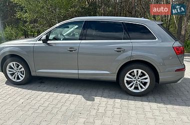 Внедорожник / Кроссовер Audi Q7 2016 в Днепре