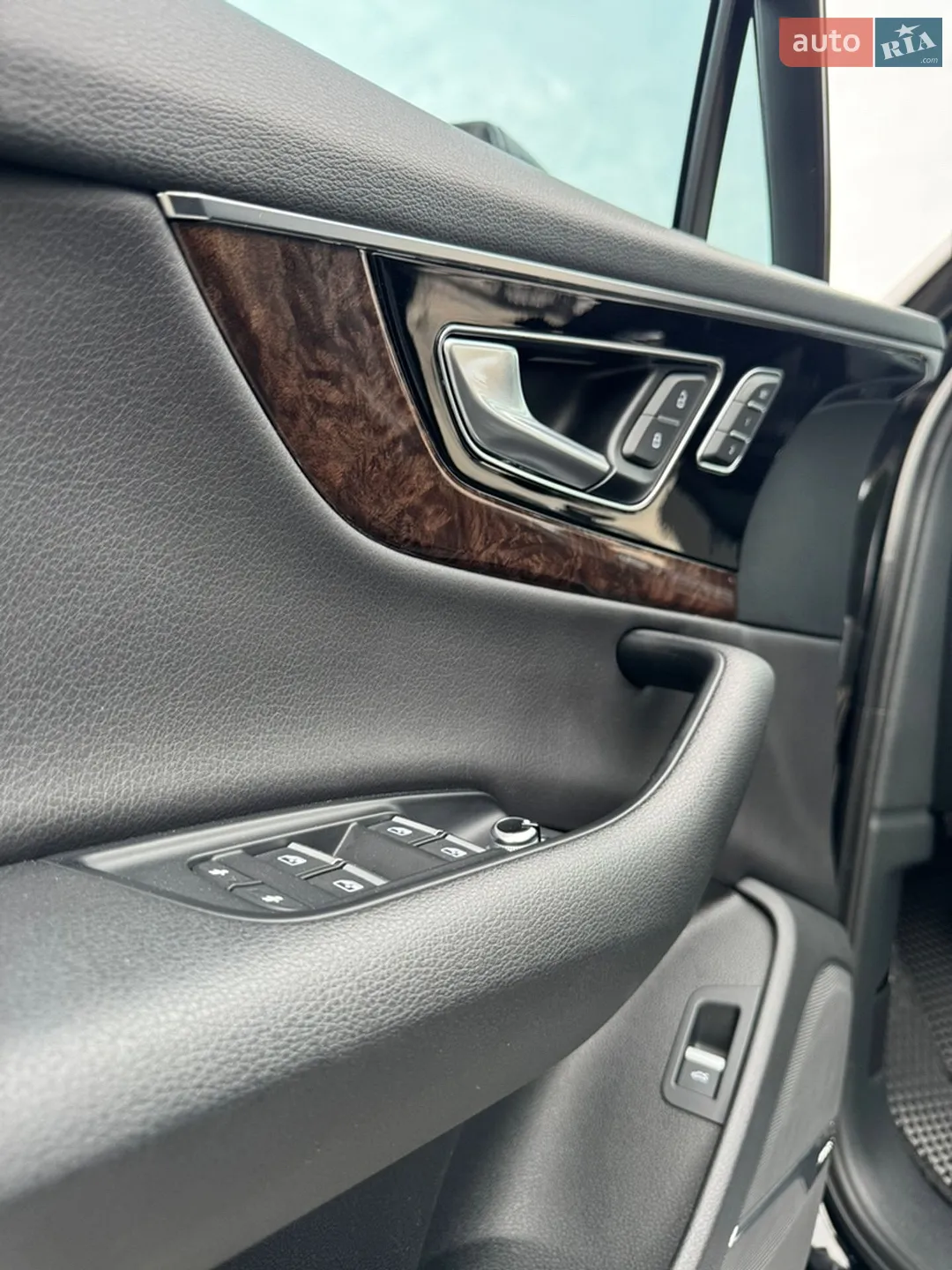 2017 Audi Q7 - мініатюра 38