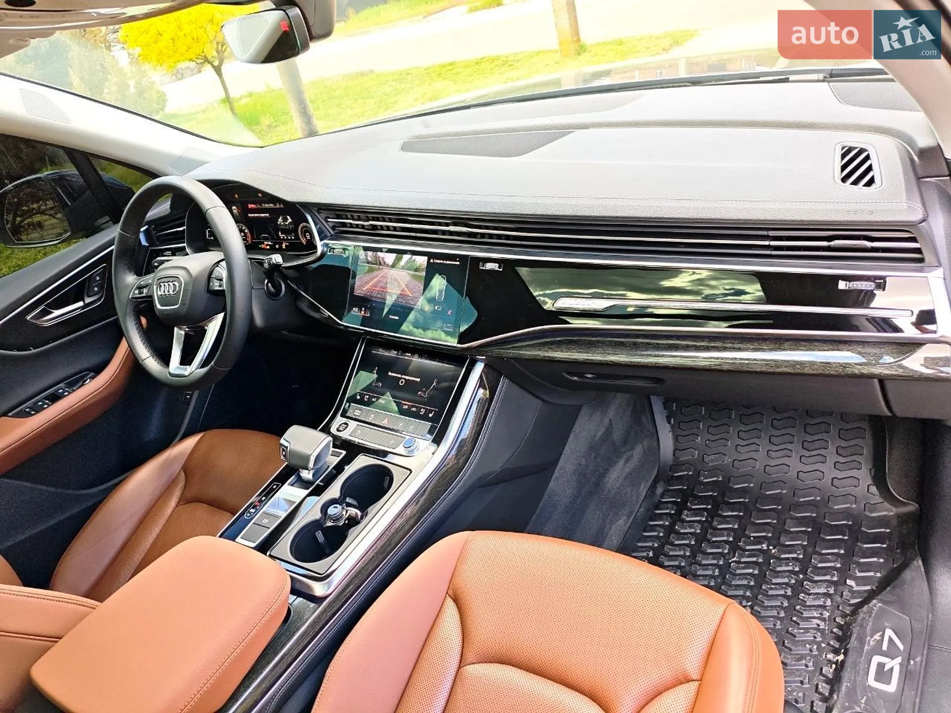 Audi Q7 2023 VIN WA1LXBF79PD014176 фото оголошення 17 з 35