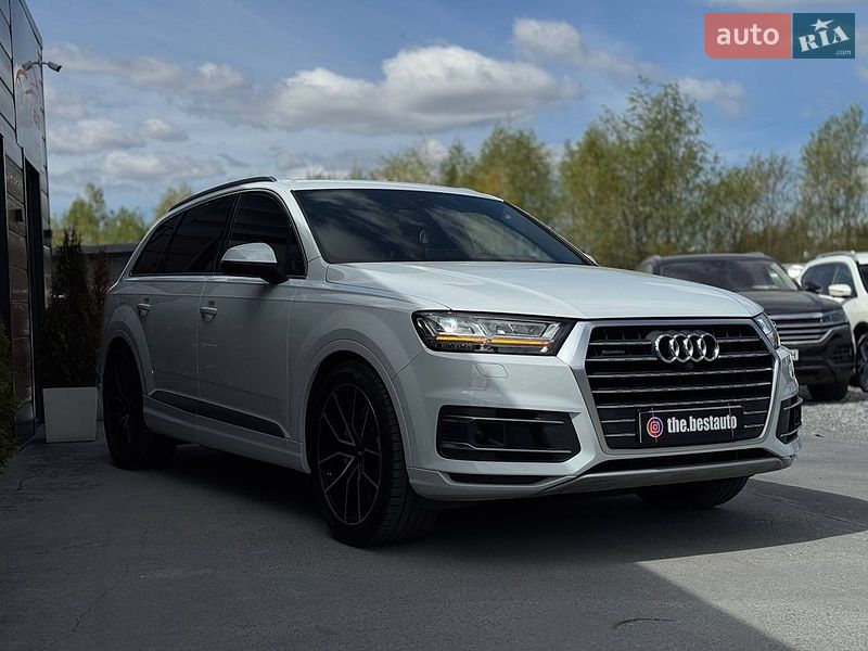 Внедорожник / Кроссовер Audi Q7 2016 в Ровно