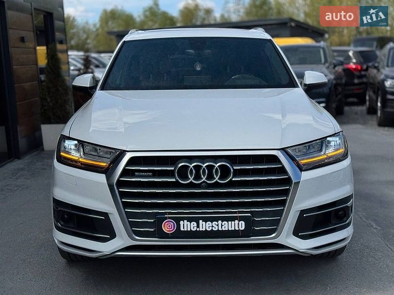 Внедорожник / Кроссовер Audi Q7 2016 в Ровно