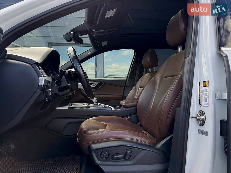 Внедорожник / Кроссовер Audi Q7 2016 в Ровно