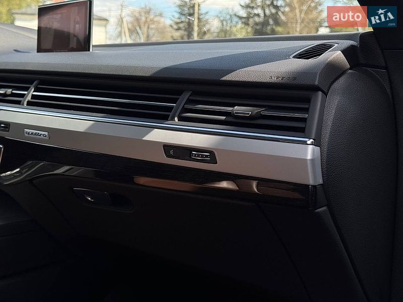Внедорожник / Кроссовер Audi Q7 2016 в Ровно