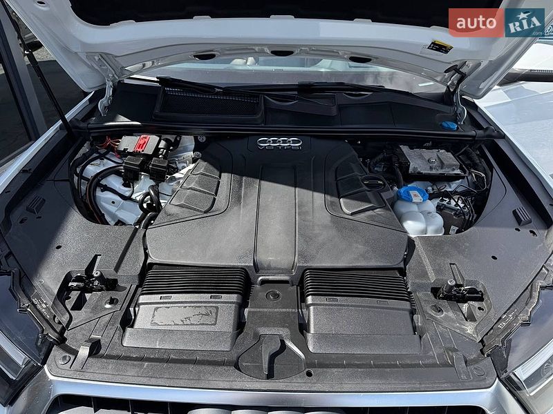 Внедорожник / Кроссовер Audi Q7 2016 в Ровно