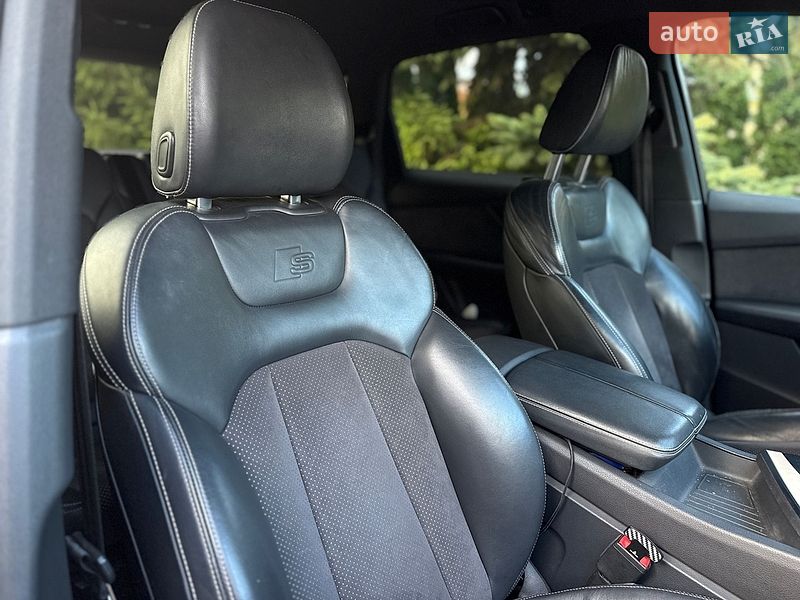 Внедорожник / Кроссовер Audi Q7 2016 в Тернополе
