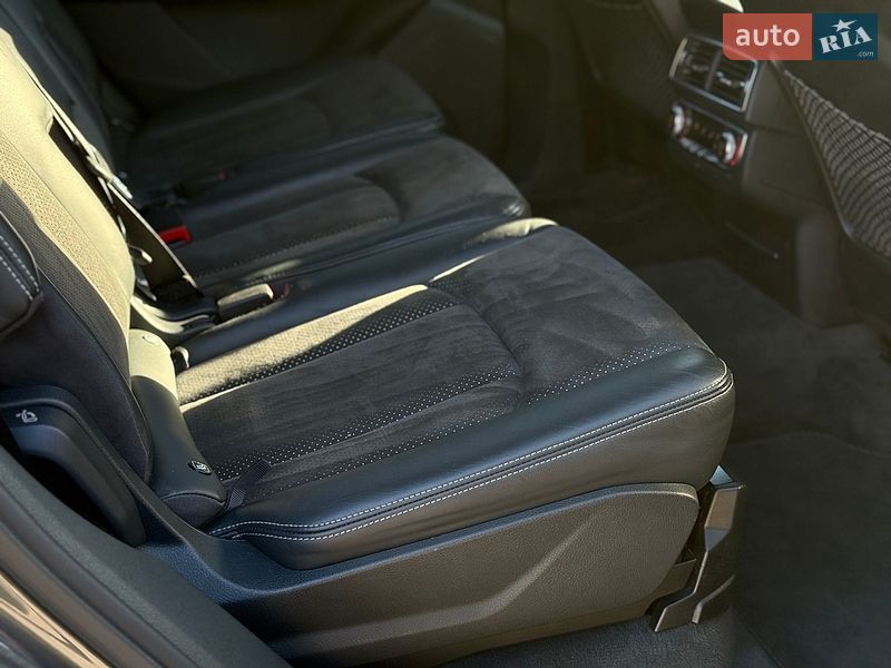 Внедорожник / Кроссовер Audi Q7 2016 в Тернополе