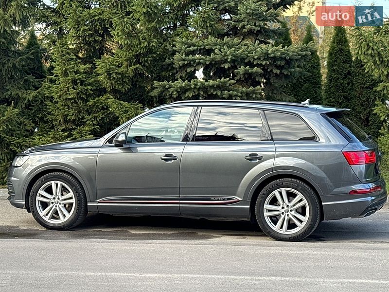 Внедорожник / Кроссовер Audi Q7 2016 в Тернополе