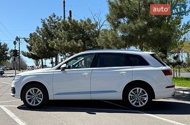 Внедорожник / Кроссовер Audi Q7 2017 в Одессе