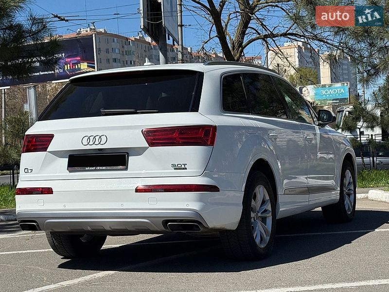 Внедорожник / Кроссовер Audi Q7 2017 в Одессе